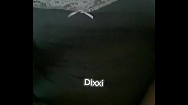 Nonton Tu Aurait Pas Envie De Jouer Avec ! Les Toucher ! Les Voir En Entier thumbnail