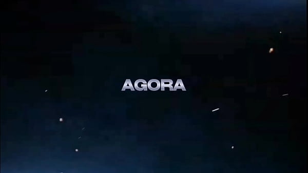 Nonton Hot Young Brunette With A Well-endowed Bodybuilder. thumbnail