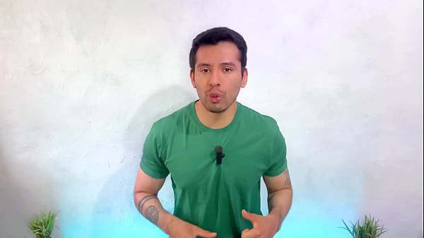 Jovencito se folla a su instructor musculoso curioso 