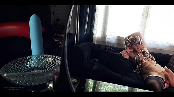 Karina Behind The Scenes Of Her Relaxing Seductive Erotic Show - What The Webcam Didn't Show You. thumbnail