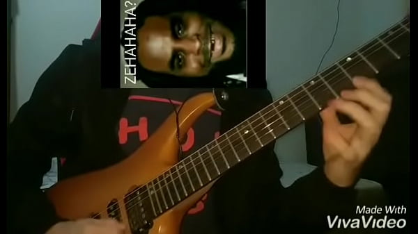 Tote tocando uma, del&iacute_cia,ain Dan vai Dan