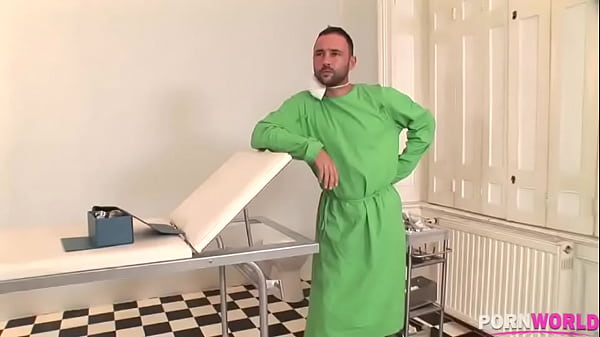 Nonton Kinky Doctor Gapes Latina Slut Yoha's Ass And Finishes With Anal Cream Pie Gp1219 thumbnail