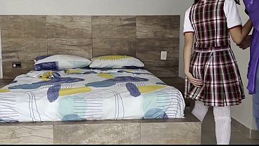 Nonton Sacerdote Perverido Y Cochino Le Destroza El Co&ntilde;o A Inocente Estudiante Flaca De 18 A&ntilde;os thumbnail