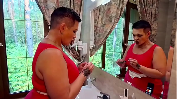 Play MP4 - Stepmom With Big Ass Celebrates Birthday With Stepson&comma; Deep Anal&comma; Cum On Face