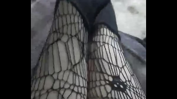 Nonton Mostrando Mi Hermosa Lenceria Y Me Dan Duro Muy Rico thumbnail