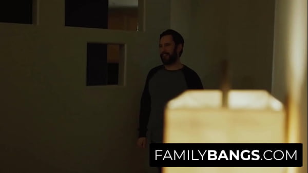 FamilyBangs com Stepbrother and Stepsister Fuck AgainAfter Not Seeing Each Other in_Many Years AidenAshley_Tommy