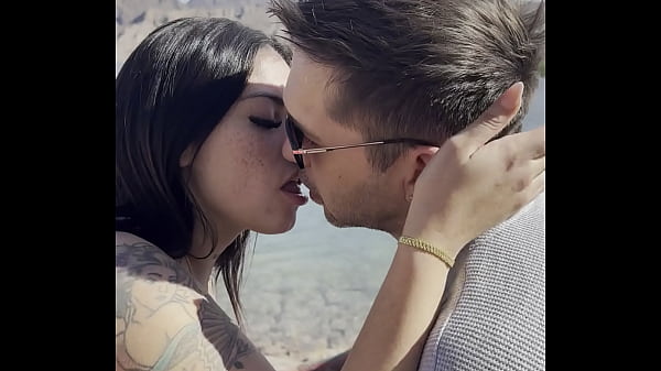 Nonton Daykissok & Matykiss En El Lago Al Aire Libre thumbnail