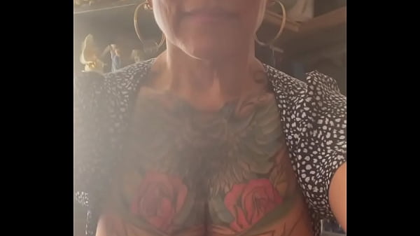 Tetas ricas y deliciosas de Rachel torres 