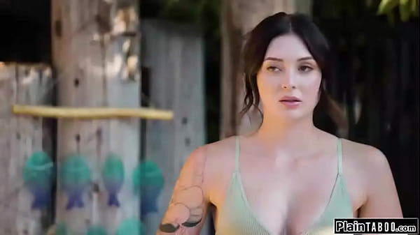 Busty tattooed brunette pours some lemonade for two workers when one starts kissing sucks her big tits and she deepthroats and is banged
