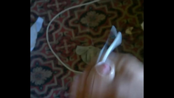 Play MP4 - Young boy blast a lot of jizz with huge precum