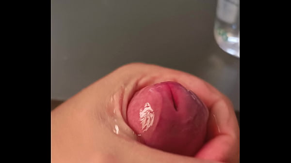 Nonton Closeup Of My Cock Head thumbnail