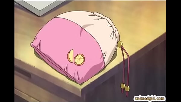 Chupando o quente pênis de uma travesti