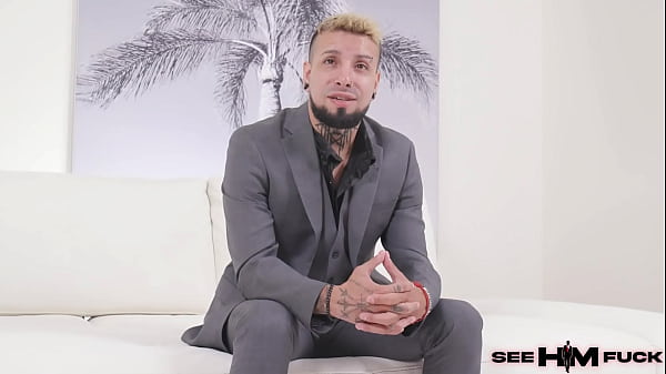 Eden V Gets His Armpits And Feet Worshiped From Jade Green&rsquo;s Mouth! 