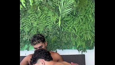 O NOVINHO SE GARANTIU NA SENTADA 