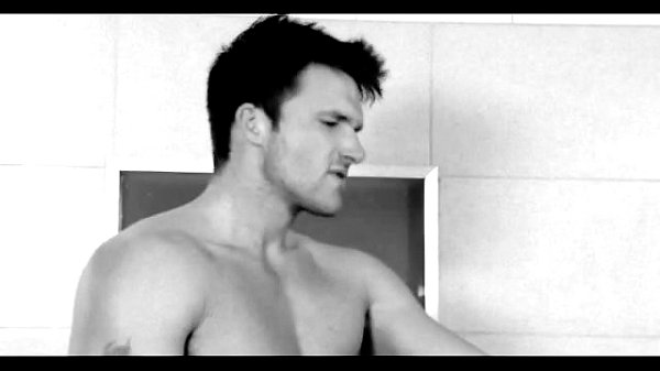 Play MP4 - Please Fuck Me Hard by Kings Of Leon