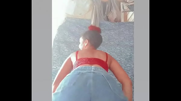 Flavia chibola moviendo_culito 14