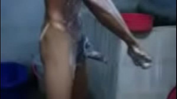 Play MP4 - โชว์ควยชักว่าวจนน้ำแตกเต็มหัวควย