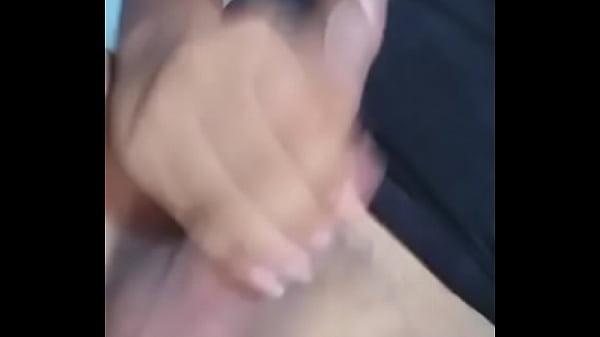 Nonton Me Vengo En El Ba&ntilde;o thumbnail