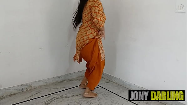 Pakistani Hot Mujra Dance Sexy Chubby Girl thumbnail