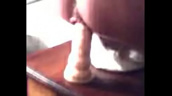 Play MP4 - ANAL ME GUSTA SENTARME ASI&period;DAT