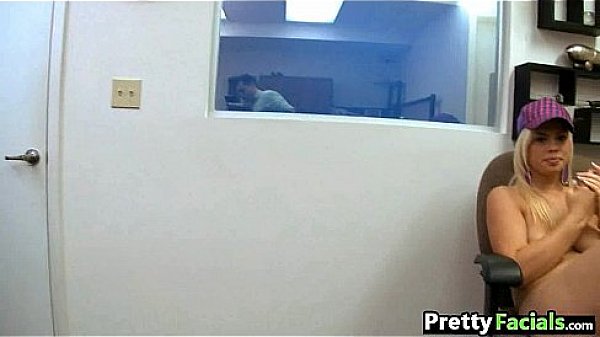 Amateur blonde does facial Tara Lynn Foxx 1.2 