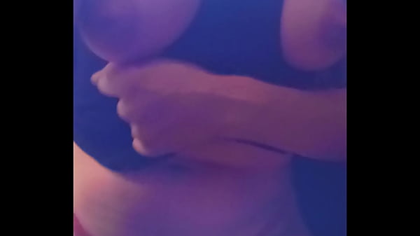 Un poquito de tetas para los que me extra&ntilde_an