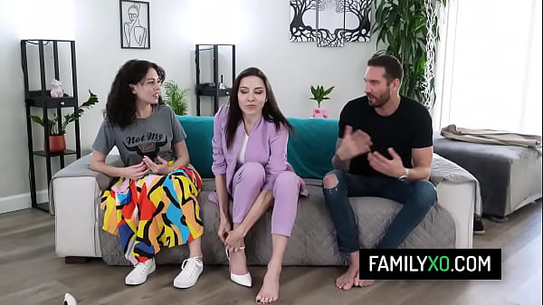 Hotmilf step mom in threesome sex_with herhusbandand stepdaughter AgathaDelicious Satine Summers