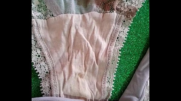 Loscalzones sangrientos deuna señora