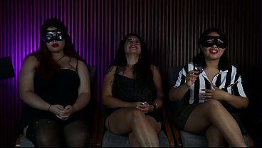 Una Milf, Una Hotwife Y Una Chica Unicornio Hacen Una Orgia. thumbnail