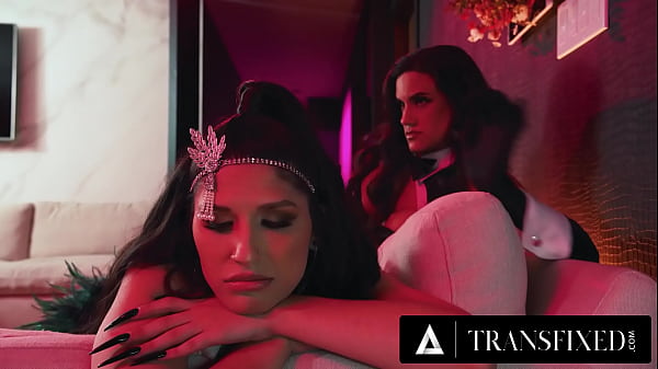 Play MP4 - TRANSFIXED - MILF Magician Penny Barber & Assistant Zariah Aura Argue During Practice&comma; HAVE HARD SEX