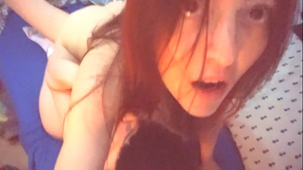 A beautiful teen loves to_suck and jump on a_big cock