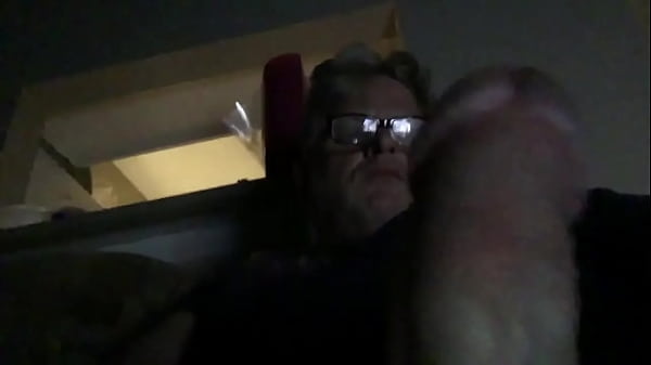 Play MP4 - Cypressc71 stroking to porn