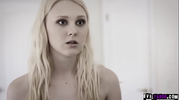 Play MP4 - Pervert stepbro Johnny Goodluck take advantage to her teen stepsis Carolina Sweets and her bff Lily Rader and fucks them in a 3some s&period; sex party&period;