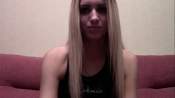 Jenny B 19 Yr Old Blonde Non-Nude SFW Webcam 