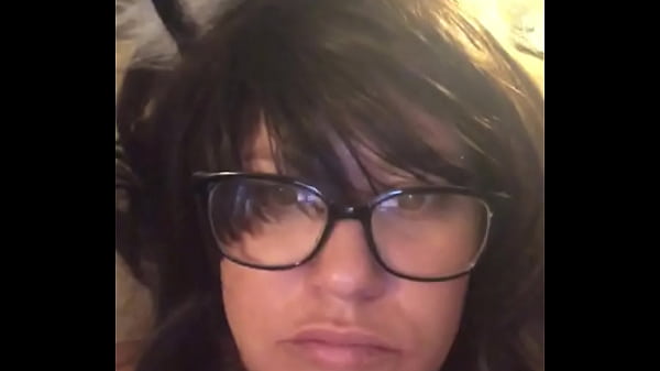 Nonton She Masterbates With Black Dong thumbnail