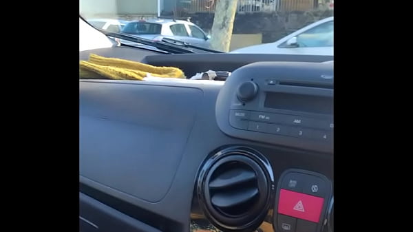 Play MP4 - Nearly got caught jilling in  public carpark