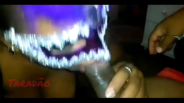 Preta safada mamando gostoso 