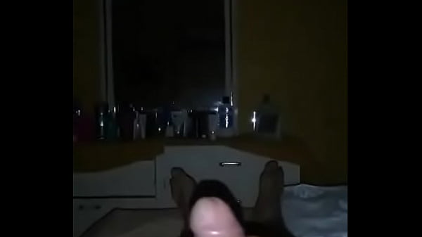 Saldado Cachondo jalandosela