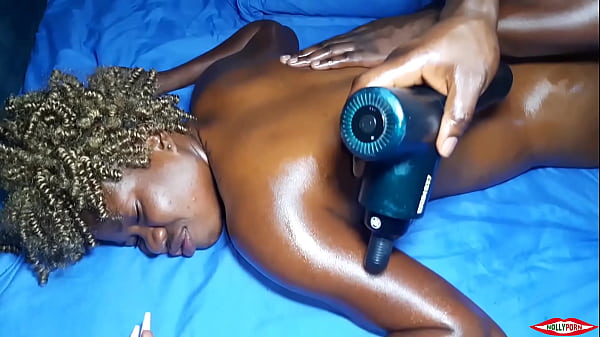 Professional masseur fucked client after a full nuru massage 