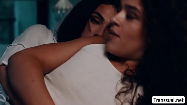 TGirl Ariel Demure didnt expect that to fuck Victoria Voxxxs pussy 