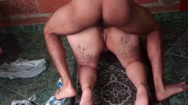 Le Ayuda A Hacer Los Ejercicios Y Despues De Entrenar Le Da Su Premio De Gran Polla thumbnail