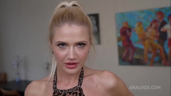 Play MP4 - Hard and Fast DAP with hot MILF Kitty Li &lpar; dry &rpar;