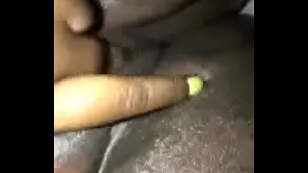 Play MP4 - Kurvystar plays with her wet pussy