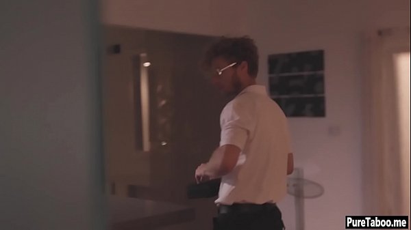 Cutepetite teen tricked_into a virtual sex