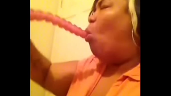 Madame_Butterfly aka Gigi Starrdeepthroating a10 inchdildo