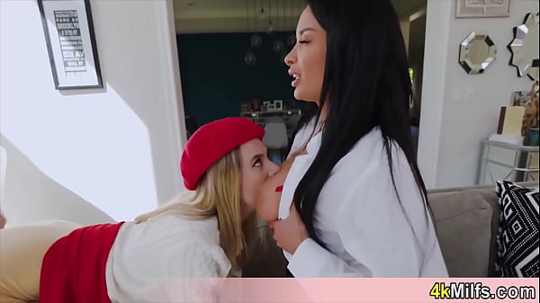 Stepmom helpsto teach my GF_how to satisfy aman andshe is_an expert