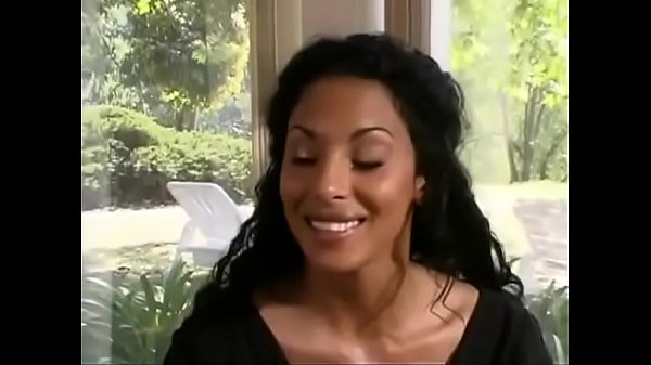 Play MP4 - Dee Baker having fun with a married couple