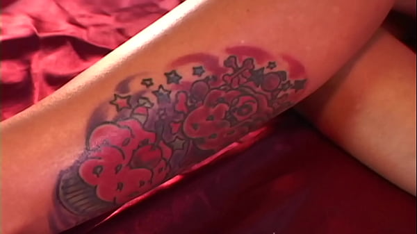 Nonton Ballooned Up - Busty Milf Blowjob & Facial thumbnail