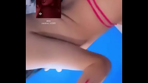 Nonton Nicoly Luise thumbnail