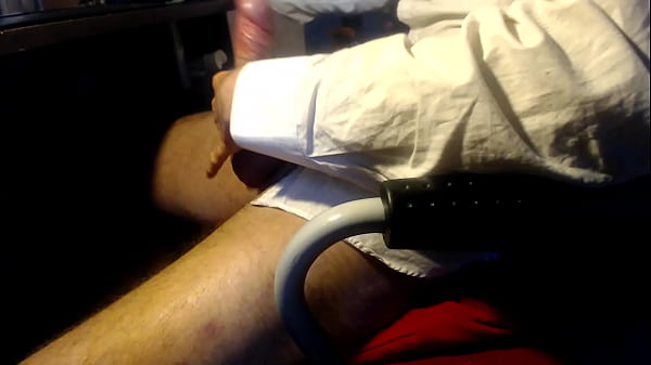 Play MP4 - solowerk van Antwerp19cm on webcam